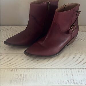 Lucky Brand Maroon Ankle Booties